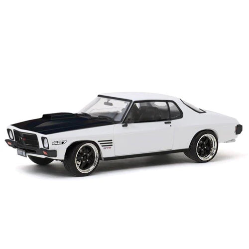 DDA COLLECTABLES DDA210  OLD TUFF HQ 1972 2 DOOR WHITE WITH BLACK INTERIOR AND MFP BONNET 427 CHEV HQ MONARO GTS 1/24 SCALE DIECAST COLLECTABLE