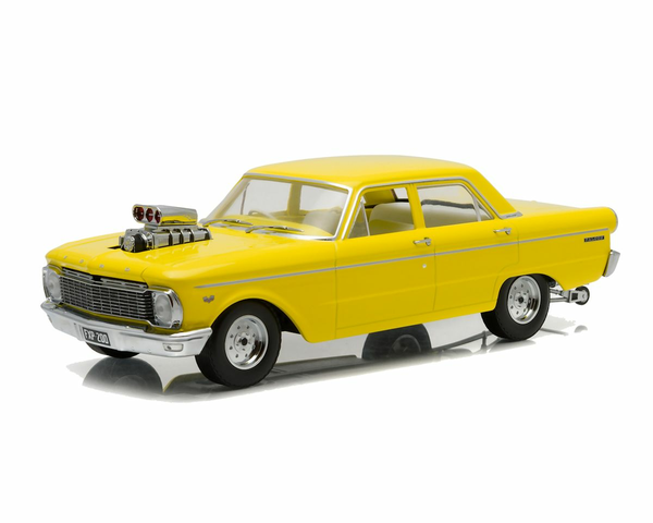 DDA COLLECTABLES DDA004 1965 YELLOW XP FORD FALCON SEDAN DRAG WITH BLOWN ENGINE 50TH ANNIVERSARY 1/18 SCALE SEALED DIECAST COLLECTABLE