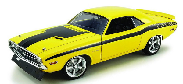 ACME 1971 DODGE CHALLENGER CHICAYNE CUSTOM STREET FIGHTER  1/18 SCALE LIMITED EDITION DIECAST COLLECTABLE