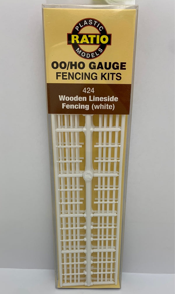 PECO RATIO 424 WOODEN LINESIDE FENCING IN WHITE (4 BAR) OO/HO GAUGE FENCING KIT