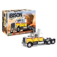 REVELL 17471 CHEVY BISON SEMI TRUCK 1/32 SCALE PLASTIC MODEL KIT TRUCK