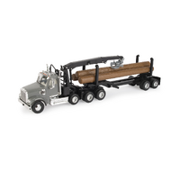 TOMY FREIGHTLINER 122SD LOGGING TRUCK 1:32