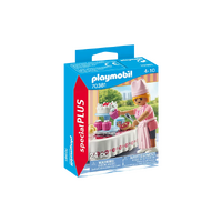 PLAYMOBIL 70381 BAKER WITH DESSERT TABLE