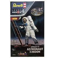 REVELL 03702 APOLLO 11 ASTRONAUT ON THE MOON 1:96 PLASTIC MODEL KIT