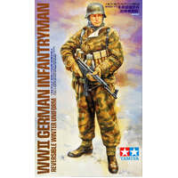 TAMIYA 36304 1/35 WW2 GERMAN INFANTRYMAN REVERSIBLE WINTER UNIFORM PLASTIC MODEL KIT FIGURE