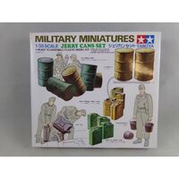 TAMIYA 35026  MILITARY MINIATURES JERRY CAN SET 1:35 SCALE PLASTIC MODEL KIT