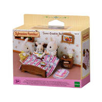 SYLVANIAN FAMILIES 5019 SEMI DOUBLE BED