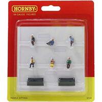 HORNBY R7119 PEOPLE SITTING  FIGURINES 00 GAUGE