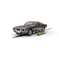 SCALEXTRIC C4239 1:32 JAMES BOND ASTON MARTIN V8 THE LIVING DAYLIGHTS SLOT CAR