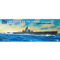 RIICH MODELS RS20002 1/200 USS GATO SS-212 FLEET SUBMARINE 1944 AND OS2U-3 KINGFISHER FLOAT PLANE PLASTIC MODEL KIT