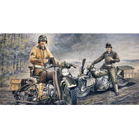 ITALERI 322 U.S MOTORCYCLES HARLEY DAVIDSON 'WLA' TWO MOTORBIKES AND FIGURES 1/35 SCALE PLASTIC MODEL KIT