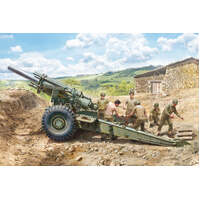 ITALERI 6581 M1 155MM HOWITZER WITH 6 FIGURES 1/35 SCALE PLASTIC MODEL KIT