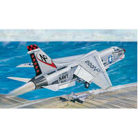 TRUMPETER 02273 1:32 F-8J CRUISADER