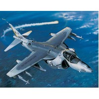 TRUMPETER 02285 AV-8B NIGHT ATTACK HARRIER II 1:32 PLASTIC MODEL KIT