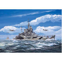 TRUMPETER 05764 HMS RENOWN BATTLECRUISER 1942 1:700 PLASTIC MODEL KIT