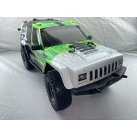 FS RACING FS53503 1:10 4WD ROCK CRAWLER FREE MEN REMOTE CONTROL  JEEP GREEN BRUSHED