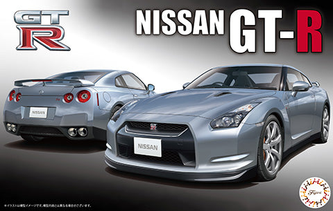 FUJIMI ID-2 NISSAN SKYLINE  R35 GTR 1/24 SCALE PLASTIC MODEL KIT