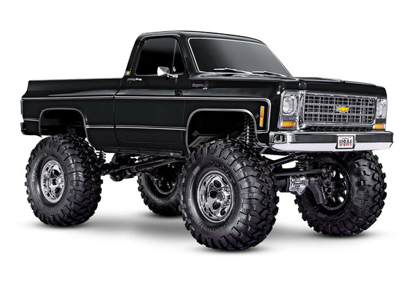 TRAXXAS 92056-4 TRX-4 SCALE AND TRAIL CRAWLER WITH 1979 CHEVROLET K10 TRUCK BLACK