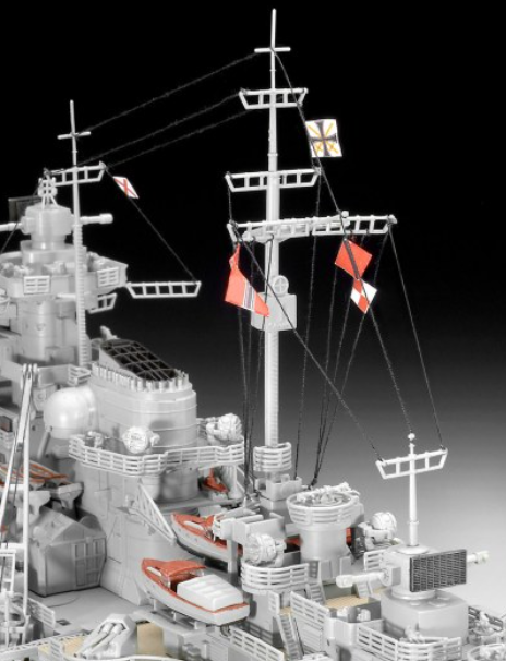 REVELL 05040 BISMARCK BATTLESHIP 1/350 SCALE PLASTIC MODEL KIT