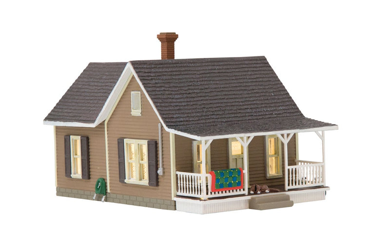 WOODLAND SCENICS BR4926 N SCALE BUILT AND READY GRANNYS HOUSE