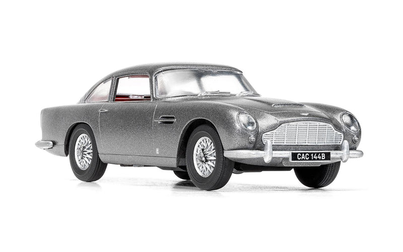 AIRFIX A55011 ASTON MARTIN DB5 STARTER SET INCLUDES PAINT AND GLUE 1/43 SCALE PLASTIC MODEL KIT