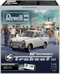 REVELL 05630 60TH ANNIVERSARY TRABANT 601 EXCLUSIVE EDITION 1/24 SCALE PLASTIC MODEL VEHICLE KIT