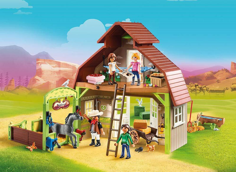 PLAYMOBIL 70118 BARN WITH LUCKY PRU AND ABIGAIL