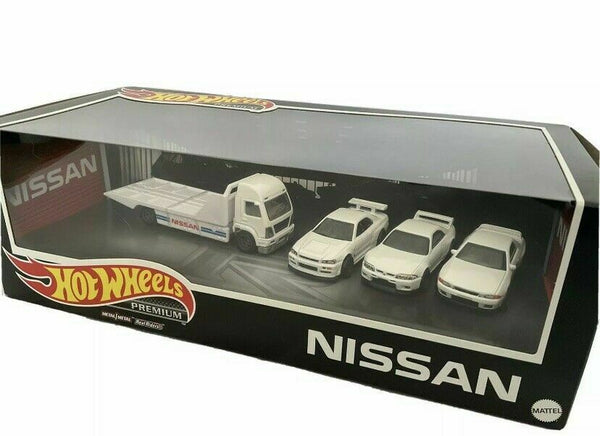 HOT WHEELS PREMIUM COLLECTOR SET NISSAN 4PC