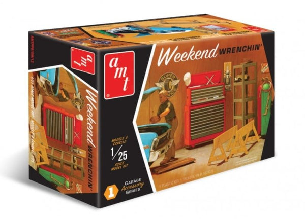 AMT WEEKEND WRENCHIN 1:25 DIORAMA PLASTIC MODEL KIT