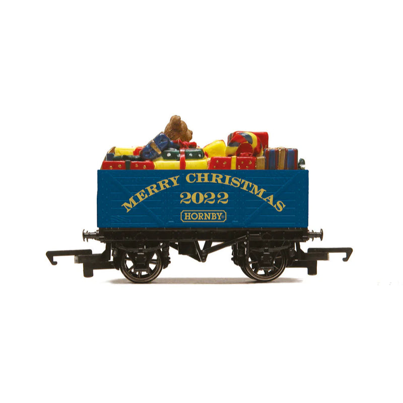 HORNBY R60074  - 00 GAUGE ROLLING STOCK 7 PLANK 2022 CHRISTMAS WAGON