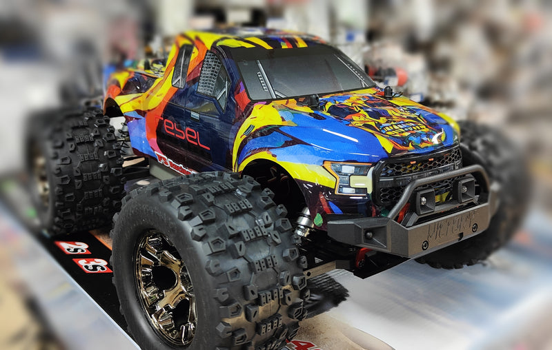 FS RACING FS53692 1:10 4WD REBEL BRUSHLESS MONSTER TRUCK REQUIRES BATTERY AND CHARGER BONNET SKULL MULTICOLOURED