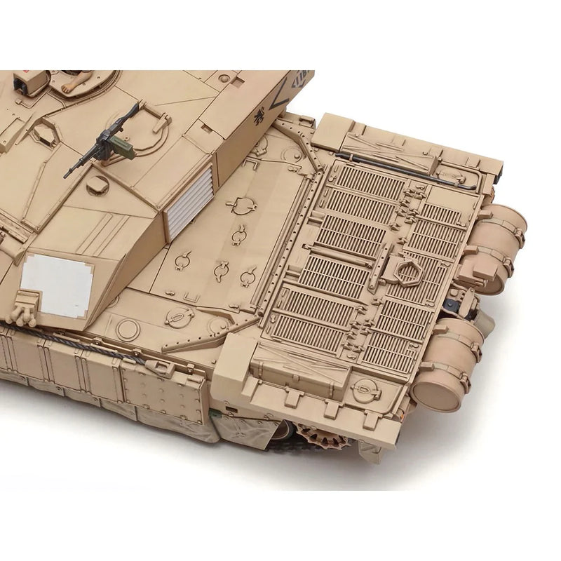 TAMIYA 32601 BRITISH MAIN BATTLE TANK CHALLENGER 2 (DESERTISED) 1/48 SCALE PLASTIC MODEL KIT