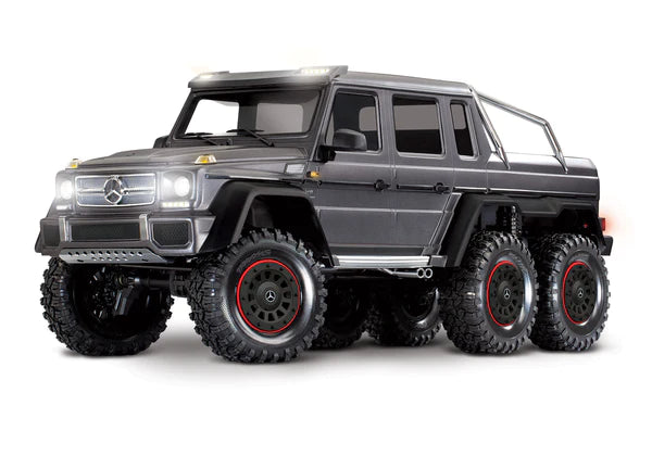 TRAXXAS 88096-4 TRX-6 CRAWLER WITH MERCEDES-BENZ G 63 AMG 6X6 SILVER BODY AND 2.4GHZ 4CH RADIO WATERPROOF ESC TITAN 21T 550 MOTOR