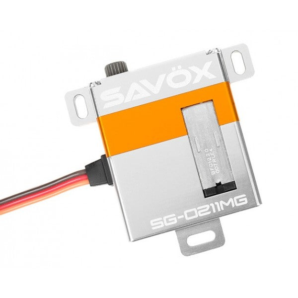 SAVOX SG-0211MG SLIM DIGITAL SERVO 30MM X 10MM X 36MM 8KG TORQUE SUITED FOR GLIDERS