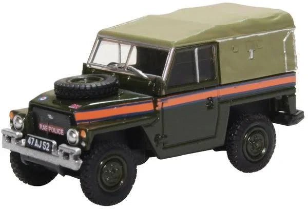 OXFORD 76LRL007 LAND ROVER LIGHTWEIGHT CANVAS RAF POLICE 1/76 SCALE OO SCALE DIECAST COLLECTABLE